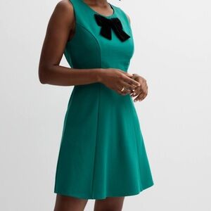 Draper James Sleeveless Velvet Bow Ponte Dress with pockets preppy spring